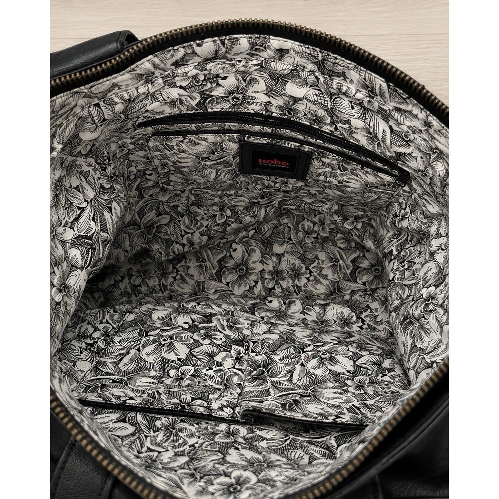 Hobo International Black Leather Tote Handbag Floral Lining Kiss Lock Pocket - Picture 5 of 10